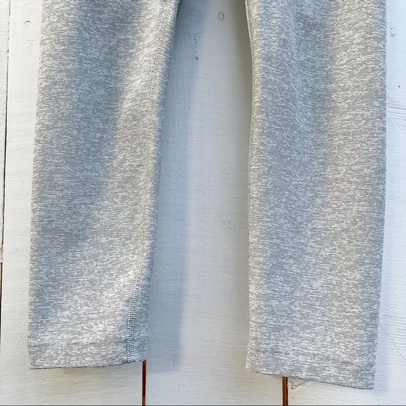 Outdoor Voices Two-Tone Warmup Crop Leggings Ash Dove Dark Grey Light Gray Small - Picture 8 of 16